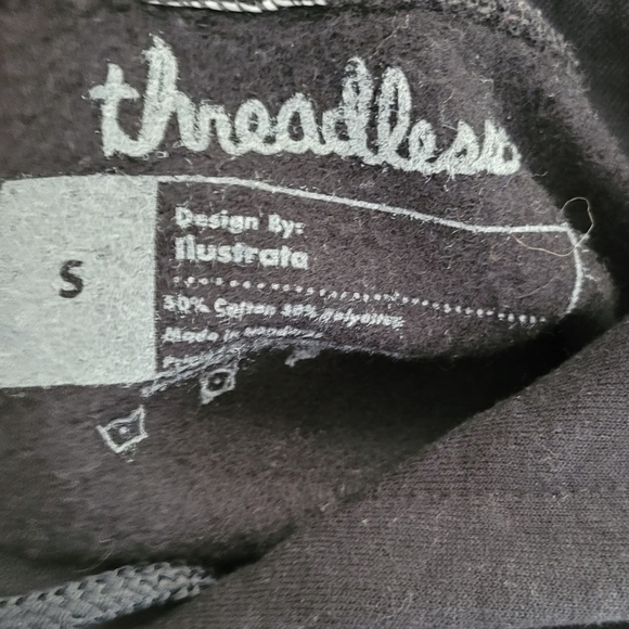 Nwt graphic Hoodie unisex (a91) - Picture 3 of 3